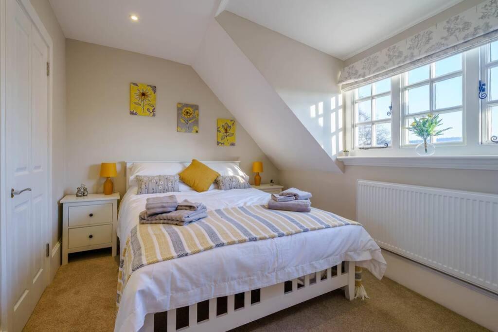 Upper Thames & Lower Thames - Stunning Apartments 亨利昂泰晤士 外观 照片