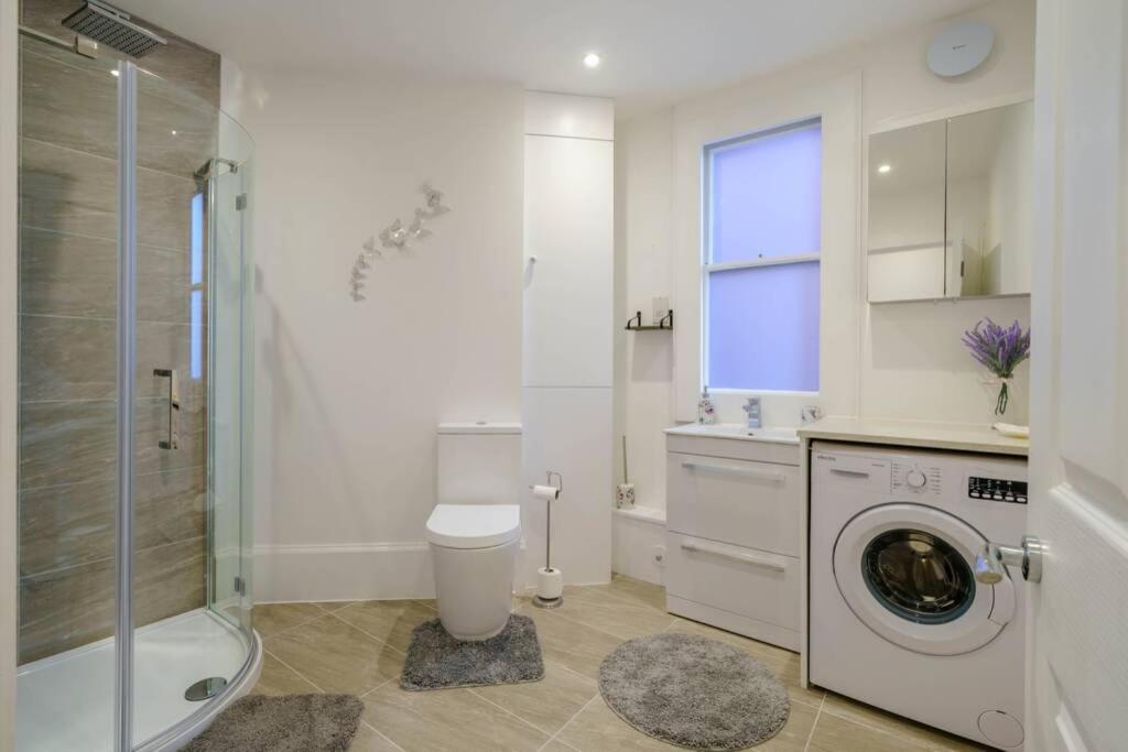 Upper Thames & Lower Thames - Stunning Apartments 亨利昂泰晤士 外观 照片