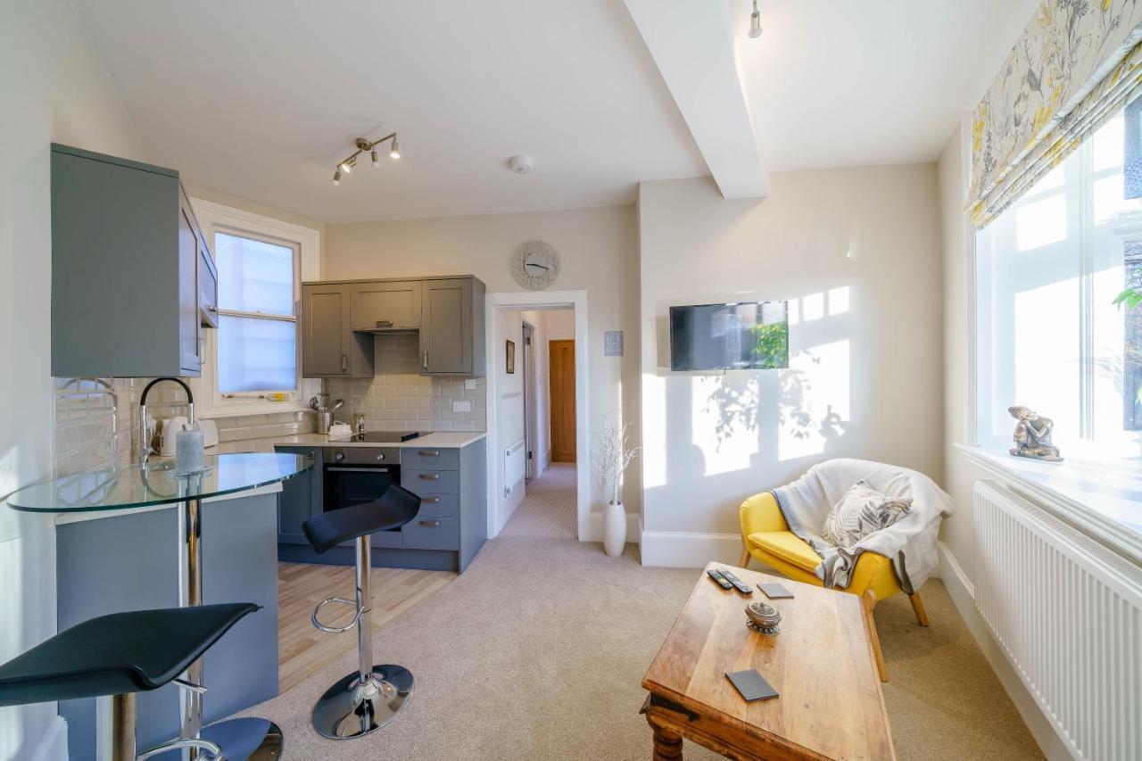 Upper Thames & Lower Thames - Stunning Apartments 亨利昂泰晤士 外观 照片